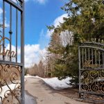 5-bedroom detached home for sale in York — 206 Churchill Avenue (Photo 2)