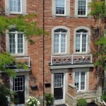 1-bedroom condo townhouse for rent in Toronto — 2076 - 65 George Appleton Way (Photo 3)