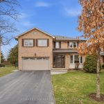 4-bedroom detached home for sale in Halton — 2097 Edgebank Court (Photo 1)