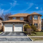 4-bedroom detached home for sale in Halton — 2097 Edgebank Court (Photo 4)