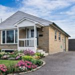 3-bedroom detached home for sale in Toronto — 20 Bypass Court (Photo 4)