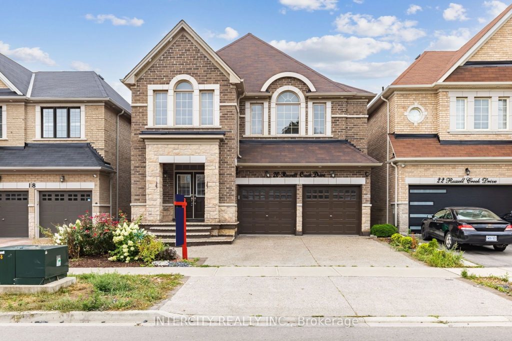 4-bedroom detached home for sale in Peel — 20 Russell Creek Drive (Photo 1)