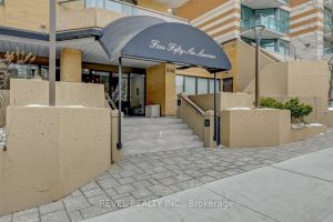 3-bedroom condo apartment for sale in Calgary — 2101 - 556 Laurier Avenue W