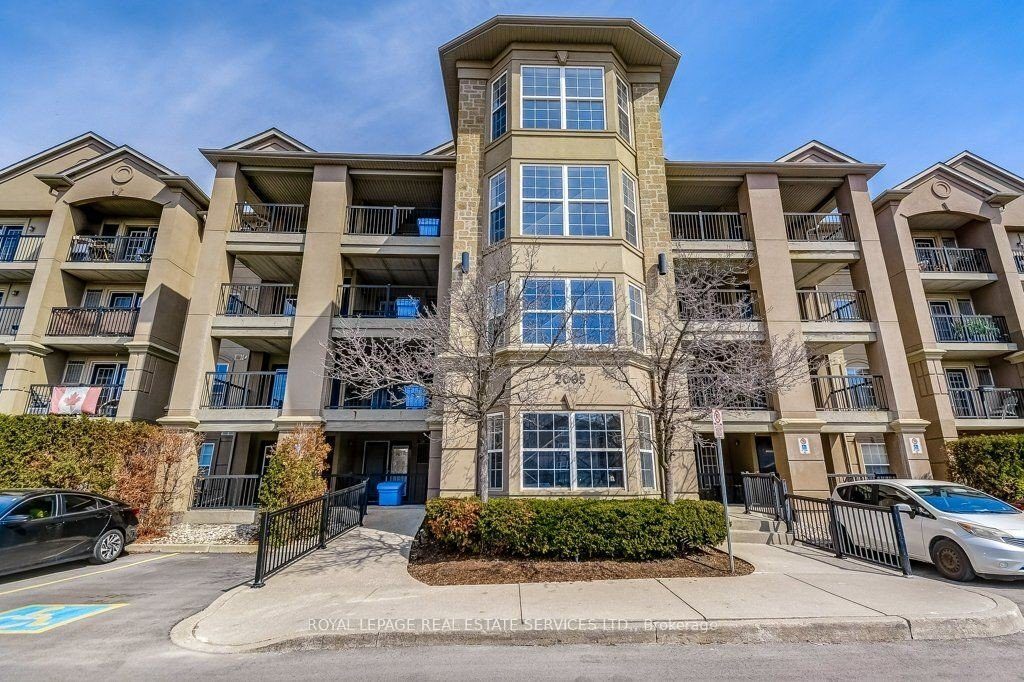 1-bedroom condo apartment for rent in Burlington — 210 - 2065 Appleby Line (Photo 1)