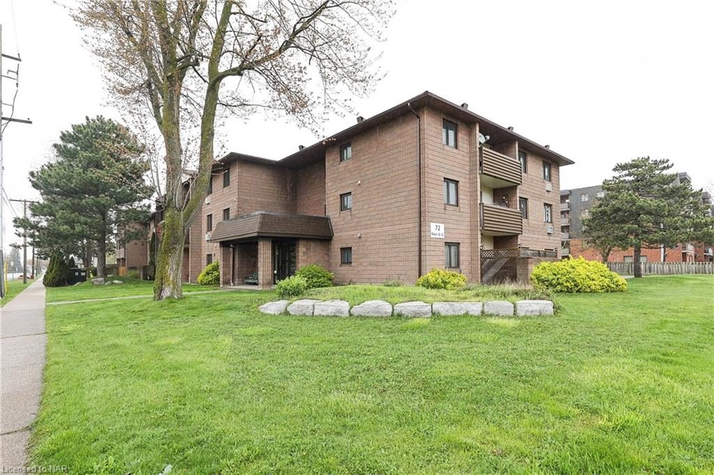 2-bedroom condo apartment for sale in Niagara — 210 - 72 Main Street E (Photo 1)