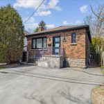 1-bedroom detached home for rent in Burlington — 2113 New Street (Photo 2)