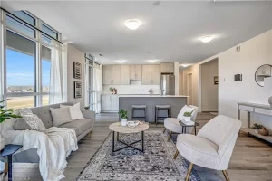 3-bedroom home for sale in Stoney Creek — 212 - 461 Green Road