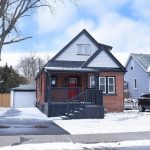 5-bedroom detached home for sale in Hamilton — 215 Walter Avenue S (Photo 1)