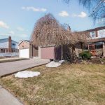 4-bedroom detached home for sale in Toronto — 21 Aspendale Drive (Photo 4)