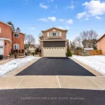 5-bedroom detached home for sale in Peel — 21 Bristol Avenue (Photo 5)