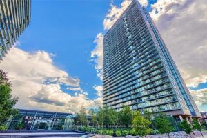 1-bedroom condo apartment for sale in Toronto — 2206 - 105 The Queensway N/a