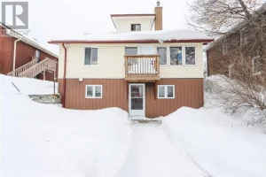 Studio home for sale in Greater Sudbury — 221 Oak Street