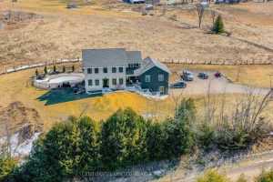7-bedroom detached home for sale in Asphodel-norwood — 2223 Cameron Line