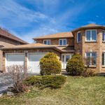 4-bedroom detached home for sale in Halton — 2223 Headon Road (Photo 2)