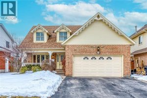 4-bedroom home for sale in Burlington — 2223 Vista Drive