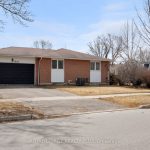 3-bedroom detached home for sale in York — 222 Centre Street W (Photo 2)