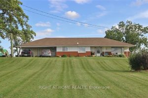 3-bedroom farm home for sale in Waterloo — 2265 Snyders Road E