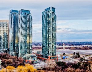 2-bedroom condo apartment for sale in Toronto — 2309 - 2200 Lakeshore Boulevard W