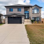 5-bedroom detached home for sale in Bruce — 231 Park Street (Photo 3)