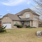 5-bedroom home for sale in Lakeshore — 231 Summer Street (Photo 3)