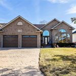5-bedroom home for sale in Lakeshore — 231 Summer Street (Photo 5)