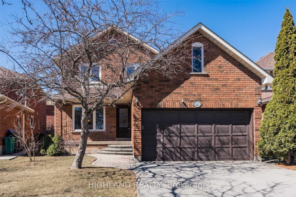 4-bedroom detached home for rent in Mississauga — 2325 Credit Valley Road (Photo 1)