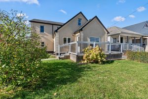 3-bedroom detached home for sale in Hamilton — 233 Normanhurst Avenue