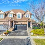 4-bedroom semi-detached home for sale in Halton — 2388 Stone Glen Crescent (Photo 1)