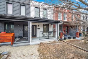 3-bedroom att/row/townhouse for sale in Toronto — 241 Maria Street