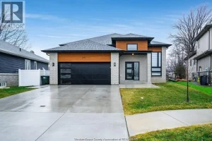 5-bedroom home for sale in Essex — 241 Robinson Avenue