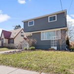 4-bedroom detached home for sale in Niagara — 244 North Street (Photo 2)