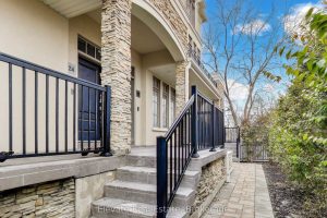 2-bedroom condo townhouse for sale in Peel — 24 - 3083 Cawthra Road