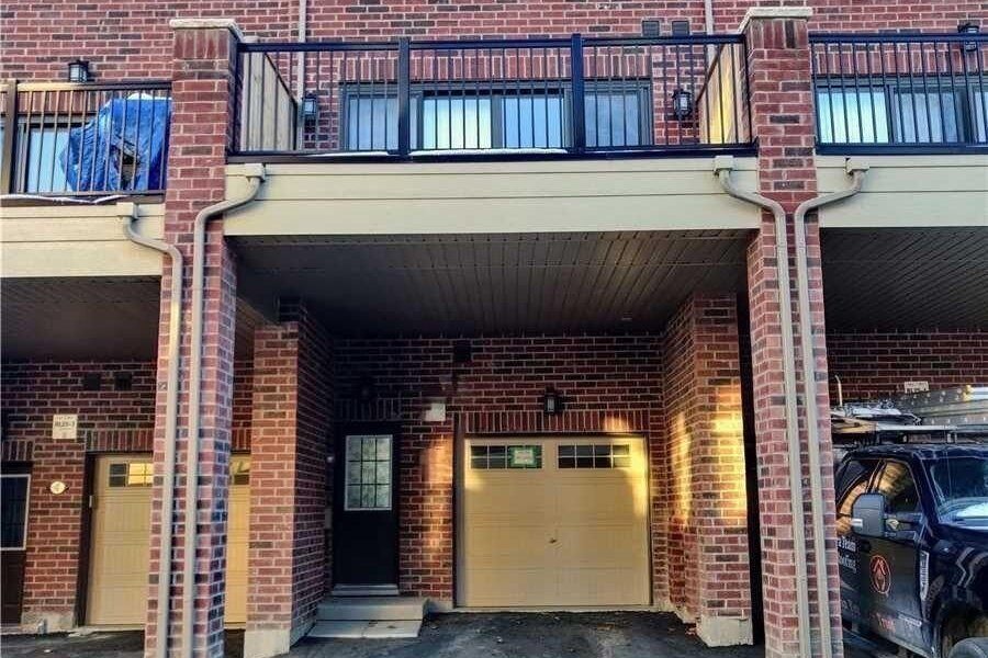 3-bedroom att/row/townhouse for rent in Markham — 24 Cafaro Lane (Photo 1)