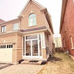 3-bedroom att/row/townhouse for rent in Markham — 24 Cafaro Lane (Photo 4)