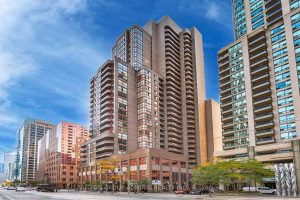 Studio condo apartment for rent in Toronto — 2507 - 736 Bay Street