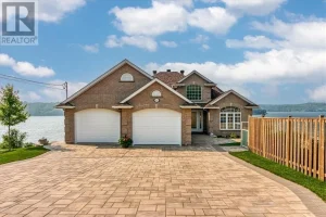 5-bedroom home for sale in Sudbury — 2507 Navanod Road