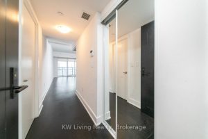 1-bedroom condo apartment for rent in Toronto — 2508 - 955 Bay Street