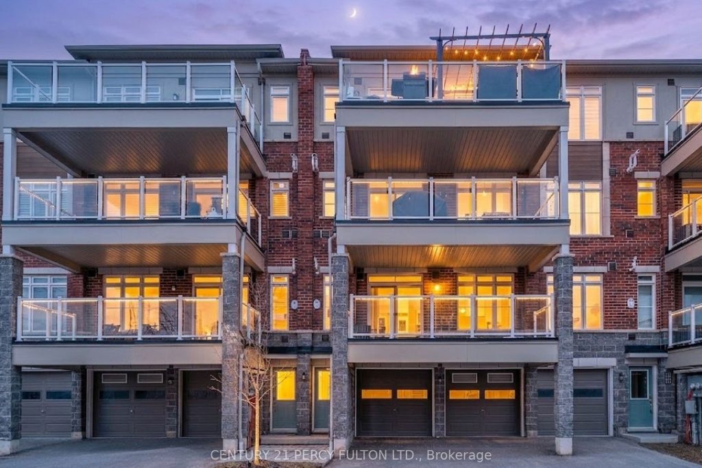 2-bedroom condo townhouse for sale in Durham — 2540 William Jackson Drive (Photo 1)