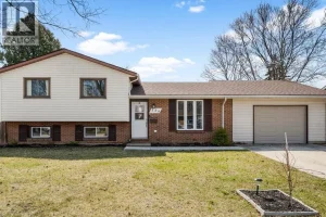 4-bedroom home for sale in Amherstburg — 259 Mccurdy