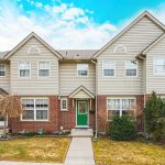 3-bedroom condo townhouse for sale in Cambridge — 25 - 26 Poplar Drive (Photo 1)
