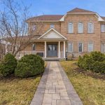 4-bedroom detached home for sale in York — 25 Chagall Drive (Photo 5)