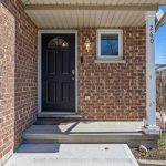 3-bedroom detached home for sale in Middlesex — 260 Oak Street (Photo 5)