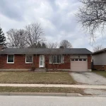 3-bedroom detached home for sale in Elgin — 266 Chestnut Street (Photo 3)