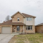 3-bedroom detached home for sale in Elgin — 266 Chestnut Street (Photo 4)