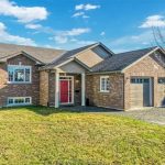 5-bedroom home for sale in Azilda — 2753 Fleetwood Drive (Photo 2)