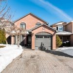 3-bedroom detached home for sale in Hamilton — 27 Beaverton Drive (Photo 1)