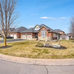 3-bedroom home for sale in Hamilton — 27 Carver Drive (Photo 2)