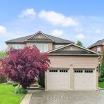 4-bedroom detached home for sale in Waterloo — 27 Garland Avenue (Photo 3)