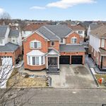 4-bedroom detached home for sale in Waterloo — 27 Garland Avenue (Photo 4)