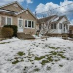 5-bedroom duplex home for sale in Niagara — 27 George Street (Photo 5)